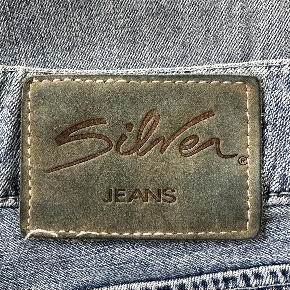 90s Y2K SILVER Vintage Denim Capris - Picture 7 of 13